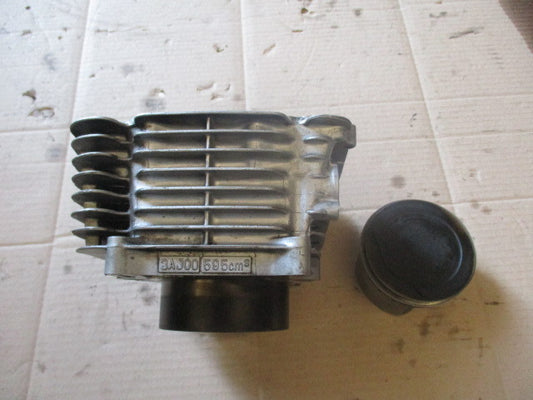 Cylindre / piston référence 3AJ-00 pour Yamaha 600 XTE - 3TB - 4PT - DJ02