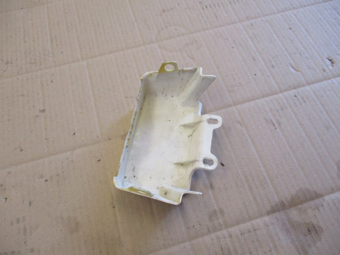 Cache arrière dosseret pour Yamaha 125 TZR - 2RL
