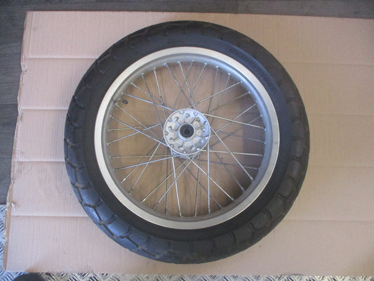 Roue avant avec pneu BRIDGESTON TW-203 bon état Yamaha 125 TW - DE01 - DE054