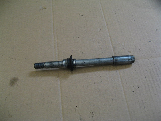 Axe de roue avant pour Yamaha 660 XTZ - 3YF