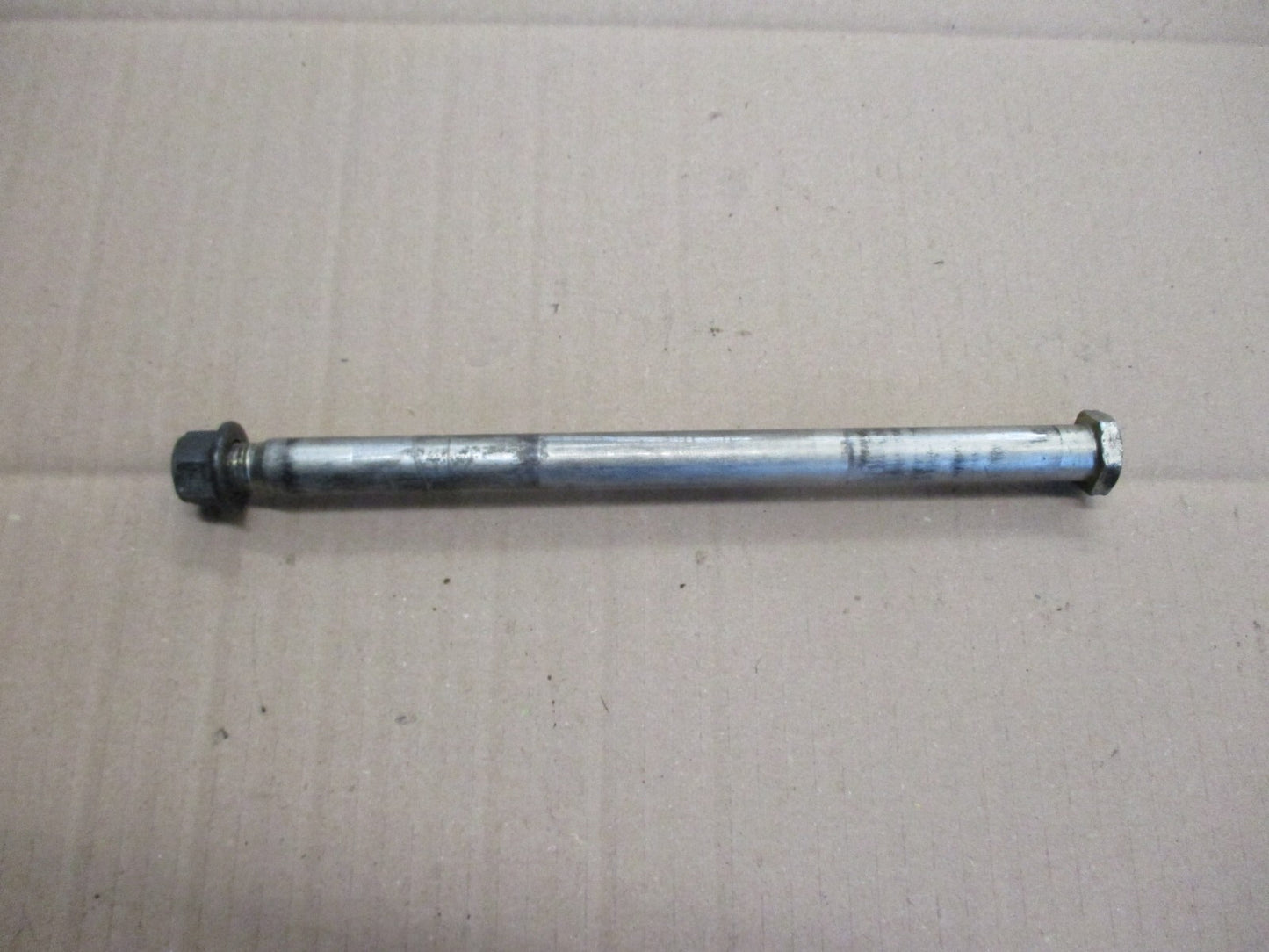 Axe de bras oscillant pour Yamaha 660 XTX - DM014 - DM01B