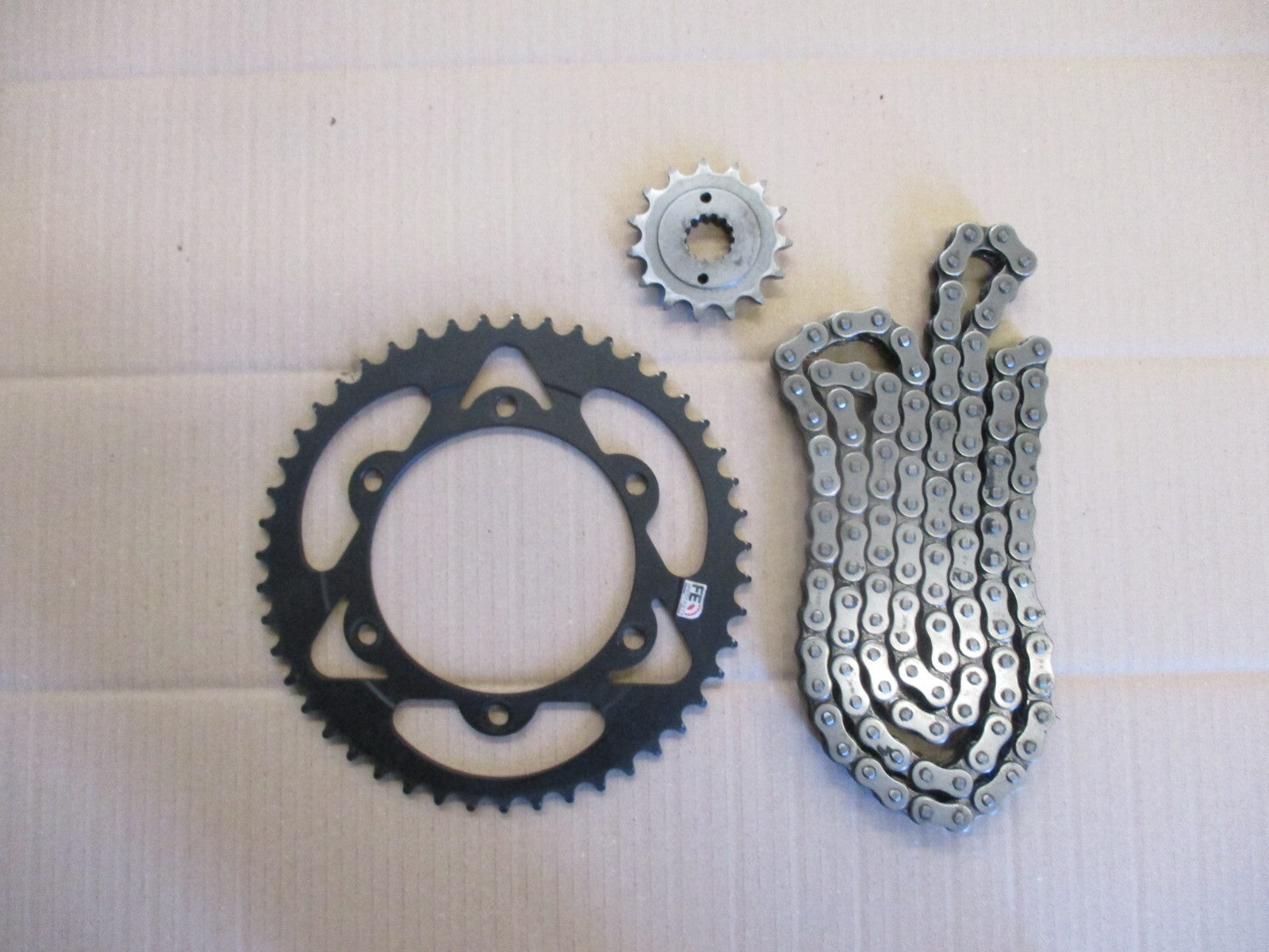 Kit chaîne avec moins de 3000 kms pour Honda 600 Transalp - PD06