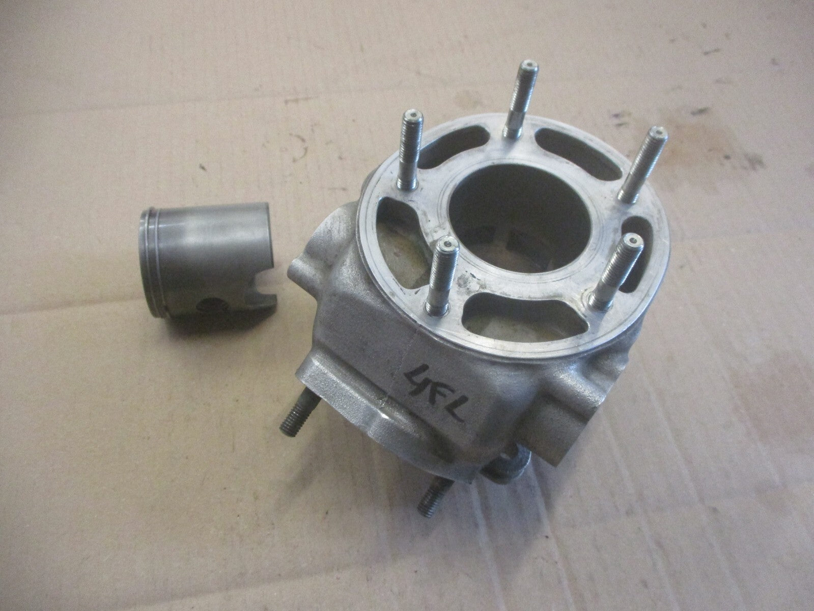 Cylindre / piston pour Yamaha 125 TZR - 4FL