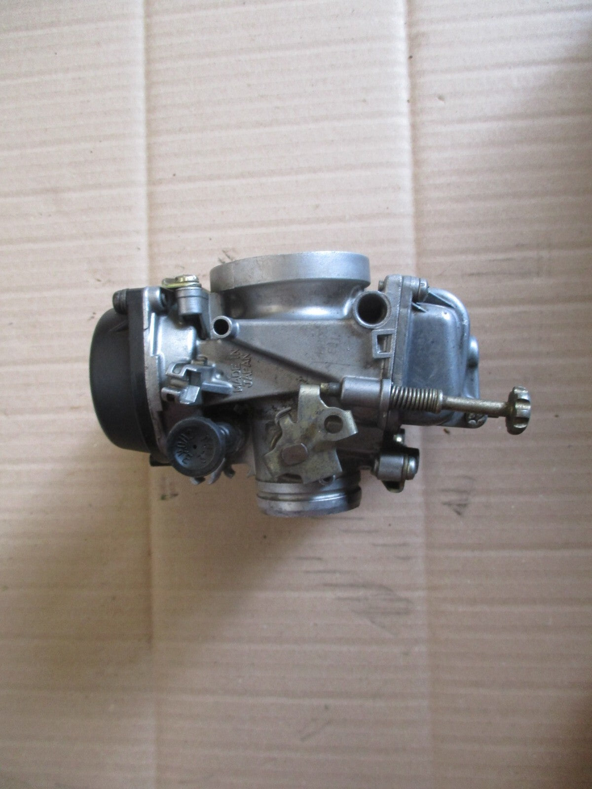 Carburateur pour Suzuki 800 DR - SR42A - SR43A