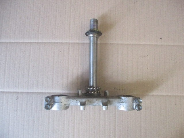 Té de fourche inférieur pour Honda 750 Africa twin - XRV - RD04