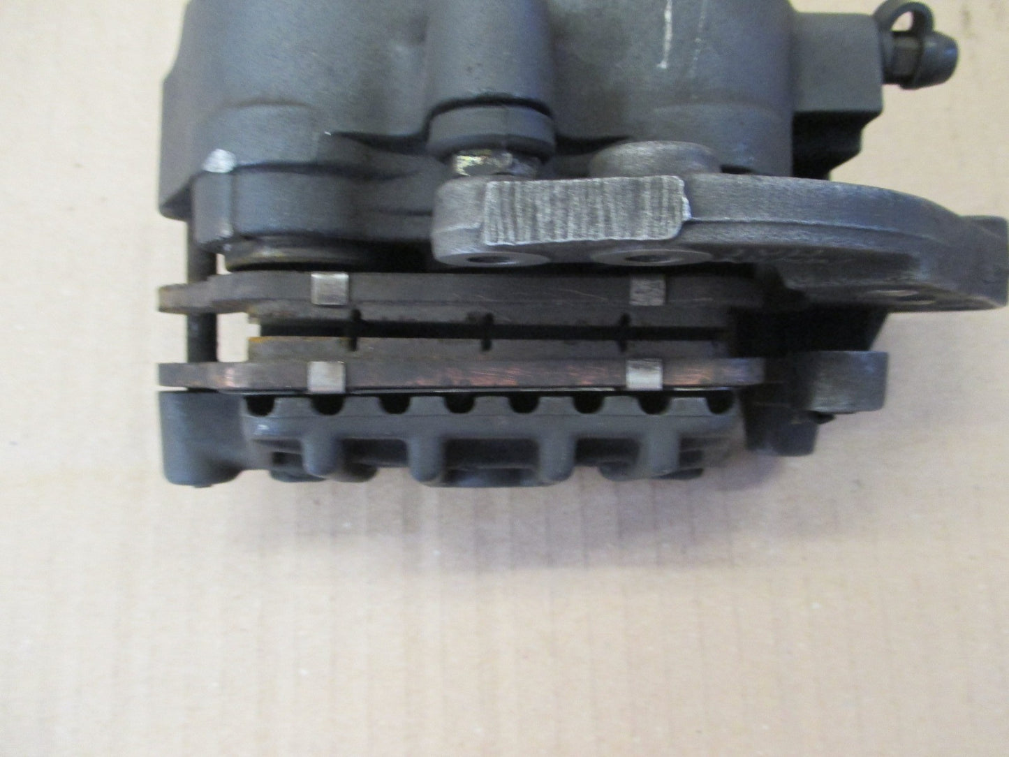 Etrier de frein avant droit pour Honda 1000 XLV Varadéro - SD02 - 2003/2010