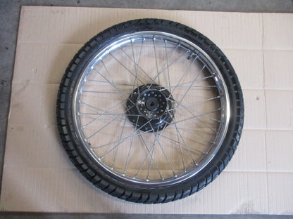 Roue avant avec pneu Dunlop Trailmax très peu roulé Yamaha 125 DTLC - 10V