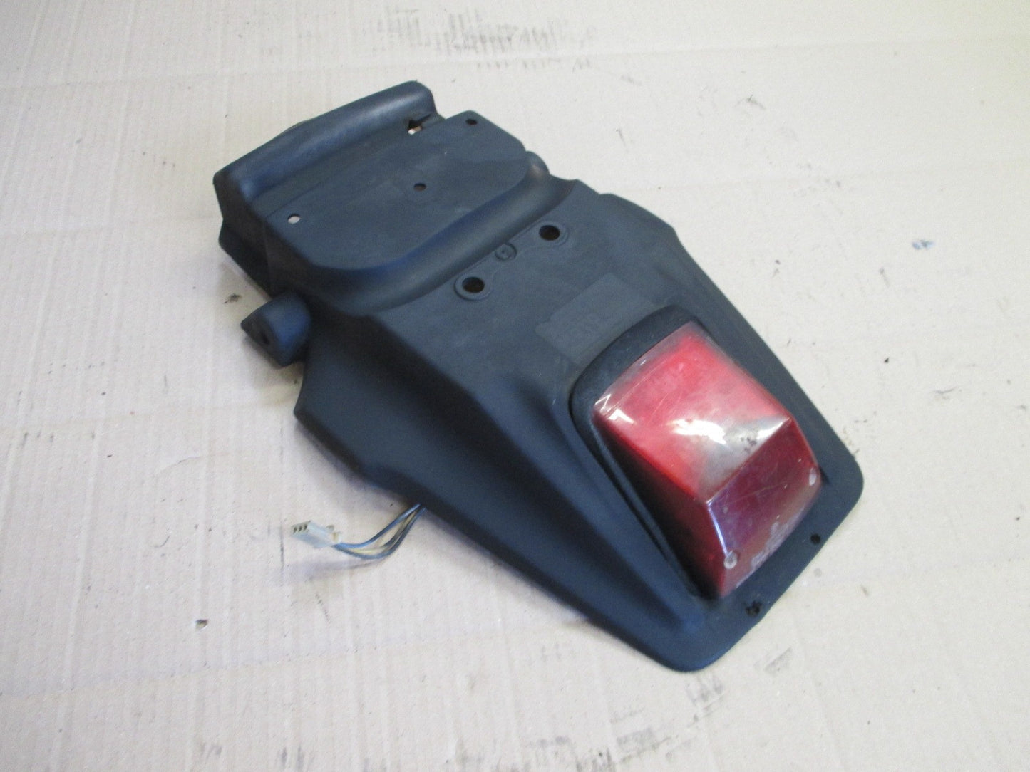 Garde boue arrière + feu pour Yamaha 600 XT - 2KF