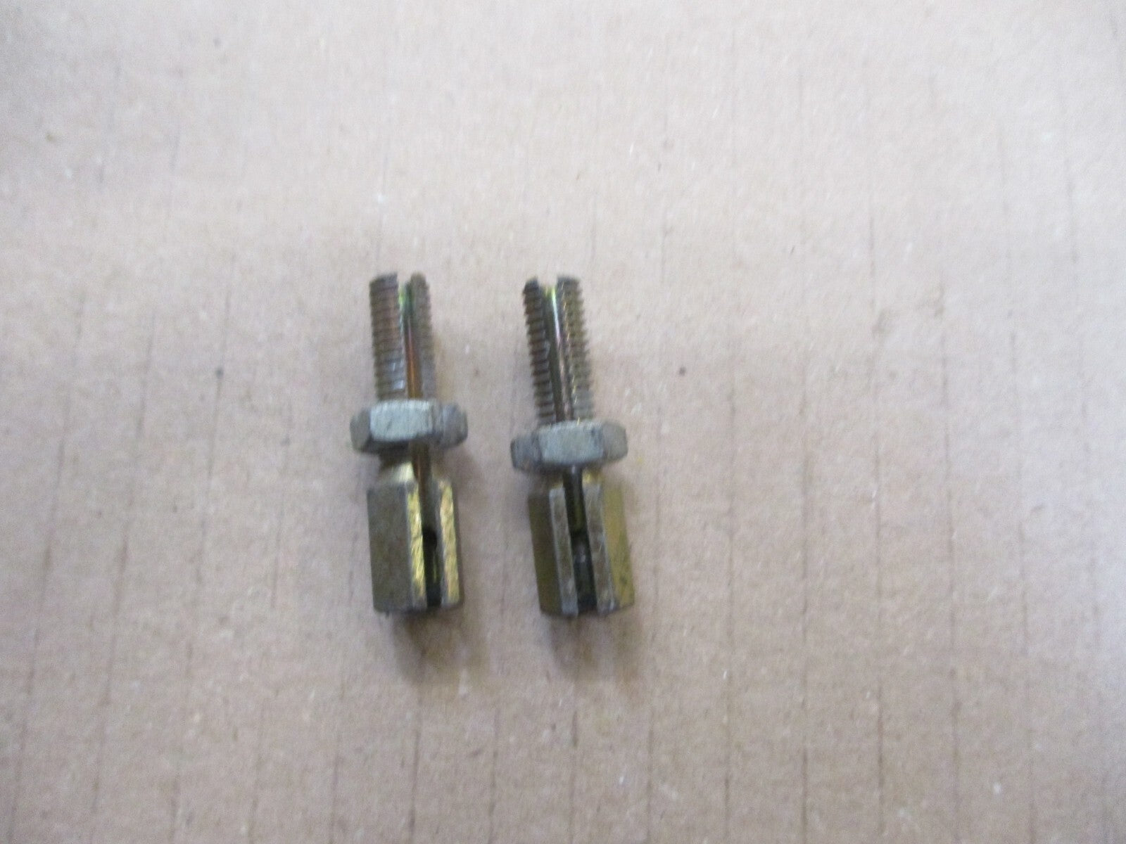 Vis de réglage cables de moteur de valve pour Yamaha 125 Ténéré - BLG
