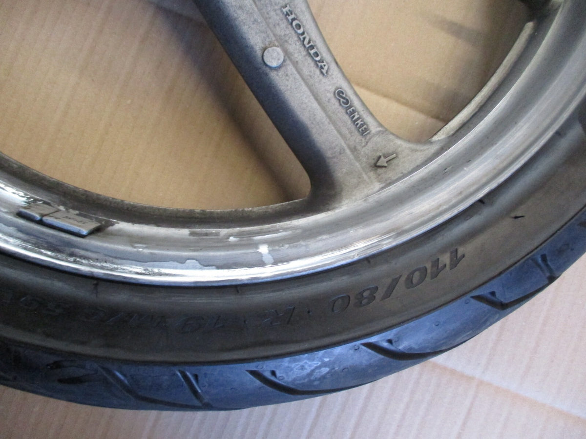Roue avant avec pneu bon état pour Honda 1000 XLV Varadéro - SD01 - 1999/2002