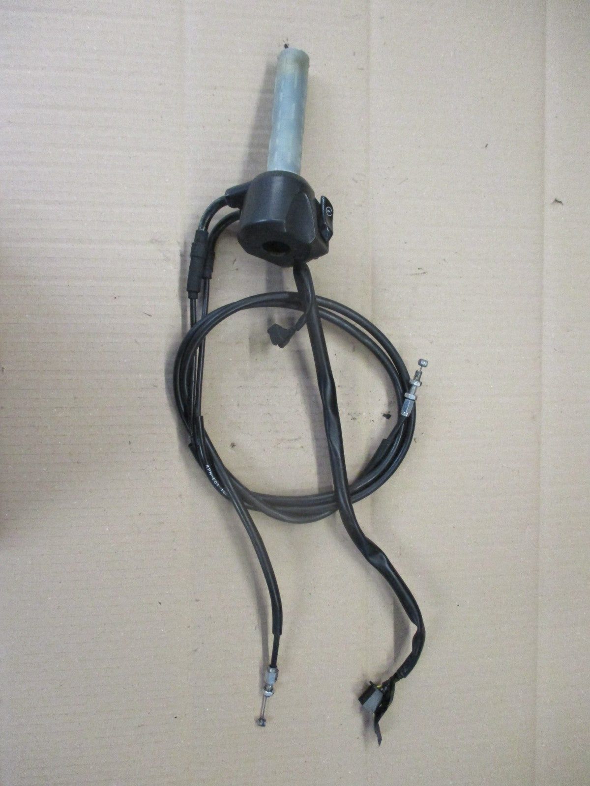 Poignée d'accélérateur + cable + cocotte pour Honda 125 CBF - JC74