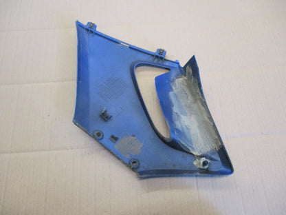 Flanc de carénage droit pour Honda 125 CBR - JC34