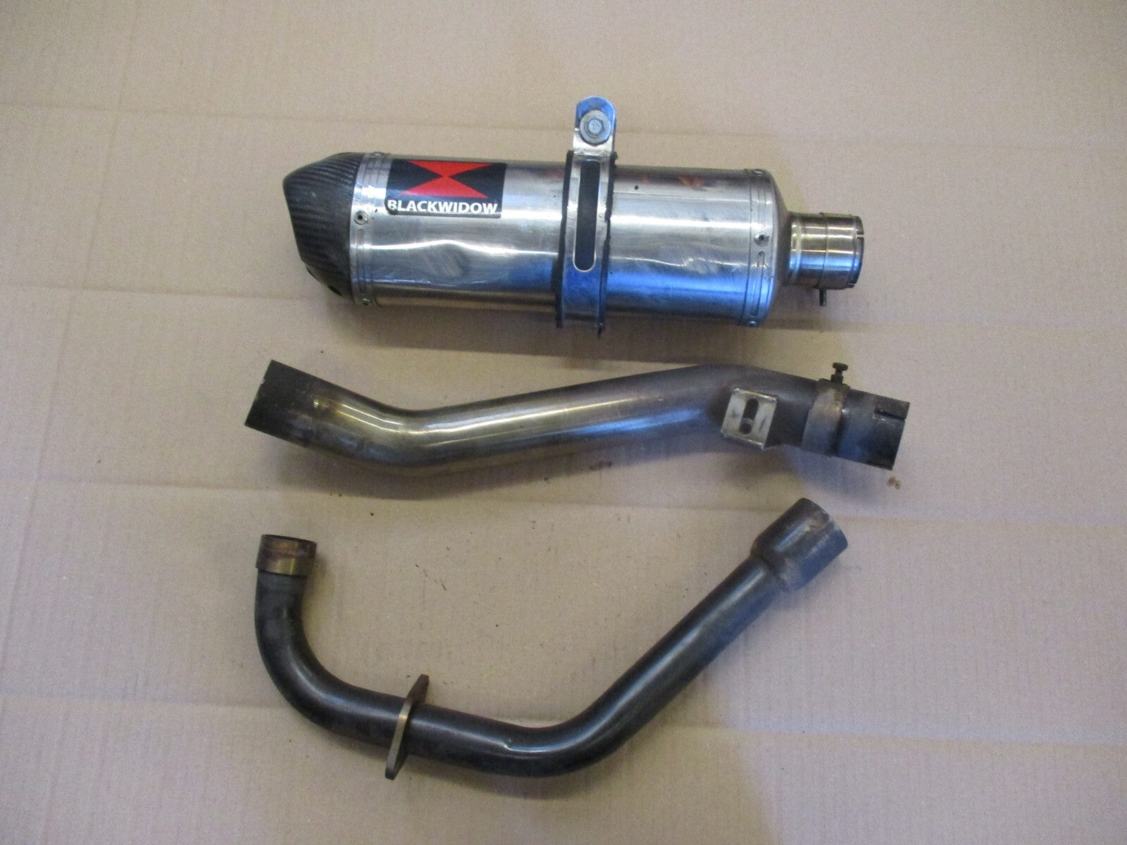 Ligne d'échappement veuve noire pour Honda 125 CBR - JC34