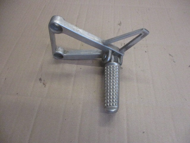 Platine cale pied avant gauche pour Honda 750 VFR - RC24