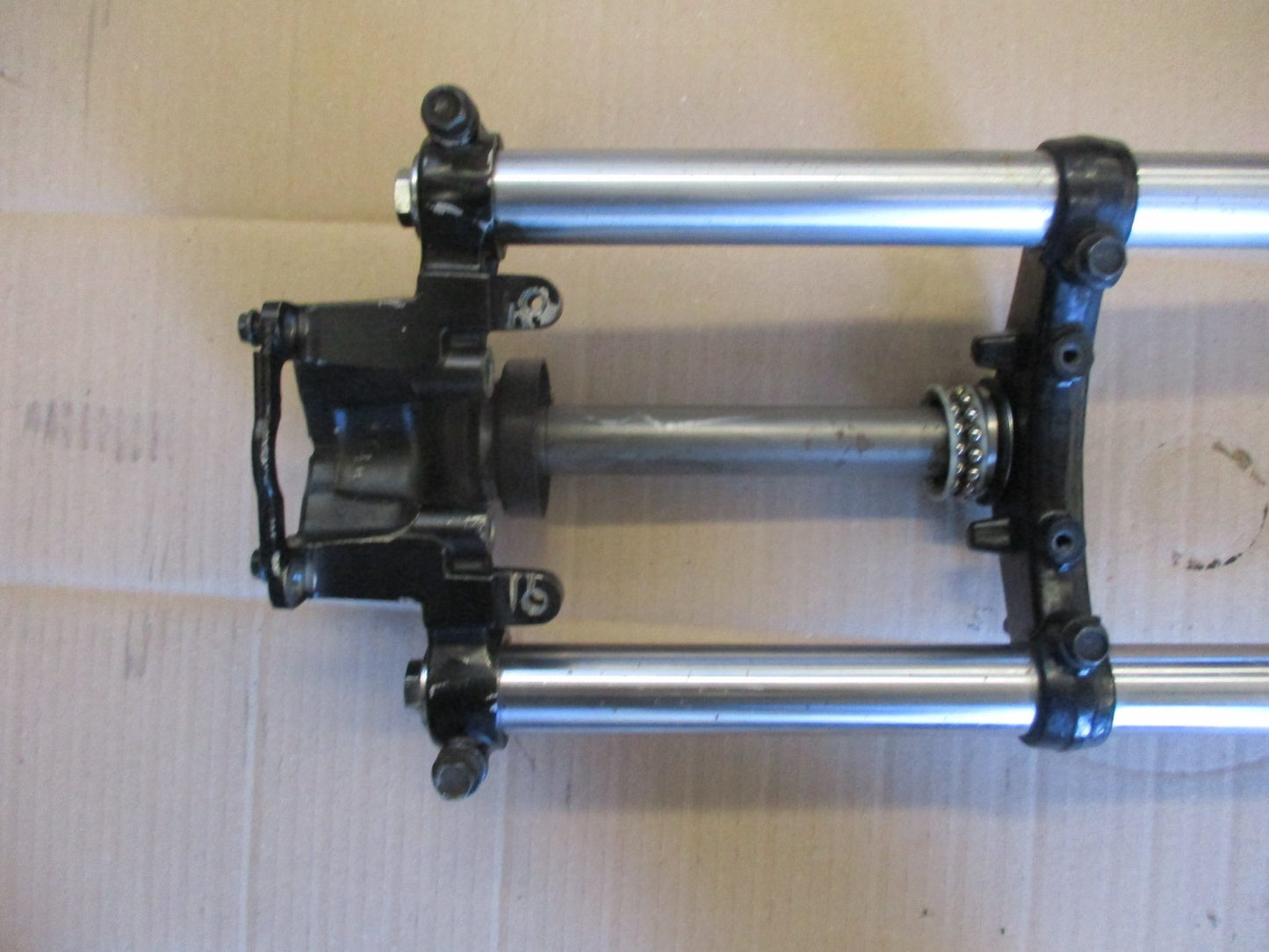 Fourche pour Honda 125 CBF - JC74