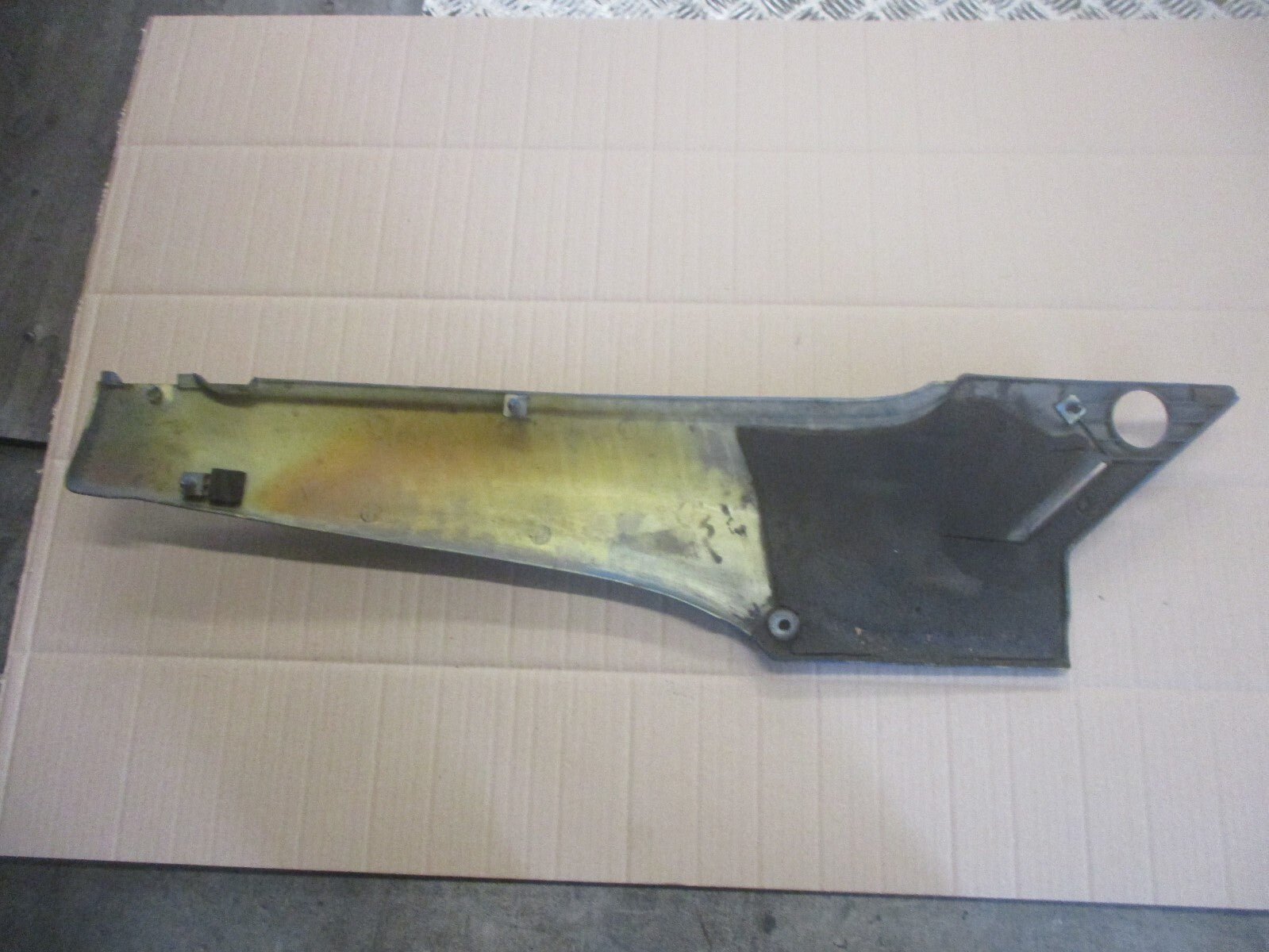Cache latéral gauche pour Yamaha 125 TZR - 2RL