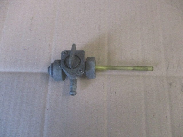 Robinet essence pour Honda 650 Dominator - RD08A