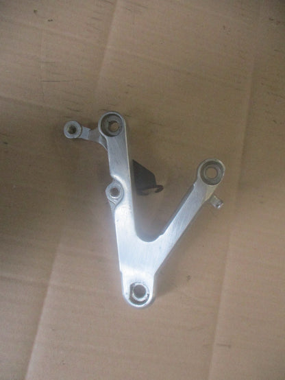 Platine cale pied pilote droite pour Yamaha 125 TZR - 4FL