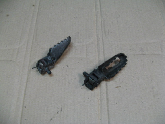 Cales pieds avant pour Yamaha 80 DTLC - 53W