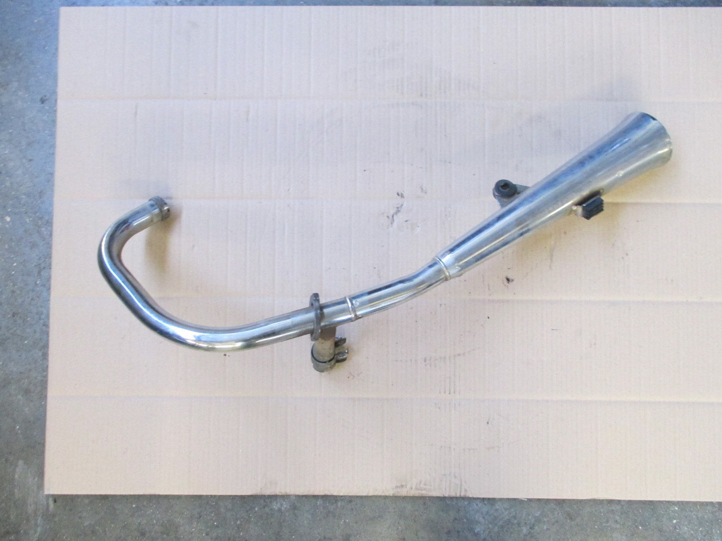 Pot d'échappement droit et gauche pour Honda 125 CM - JC05