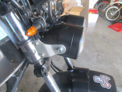 Double optiques de phare + pattes pour Yamaha 125 TW - DE01 - DE054
