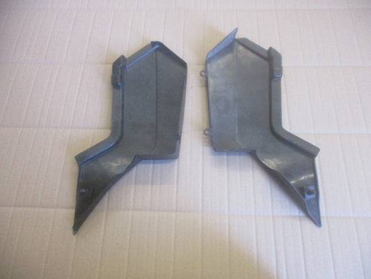 Caches latéraux pour Yamaha 125 TW - DE01 - DE054