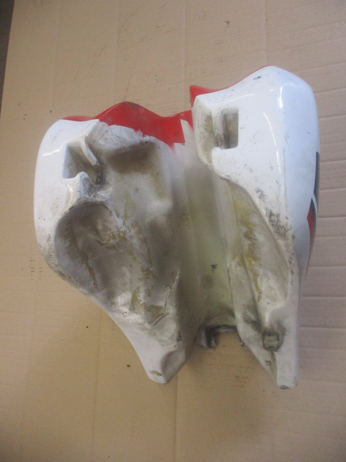 Réservoir d'essence pour Yamaha 600 TTR - DJ01 - 1999