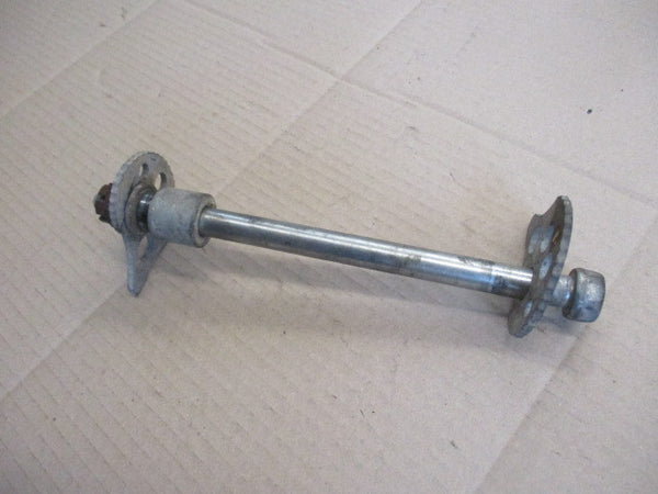 Axe de roue arrière pour Yamaha 125 SR - 10F