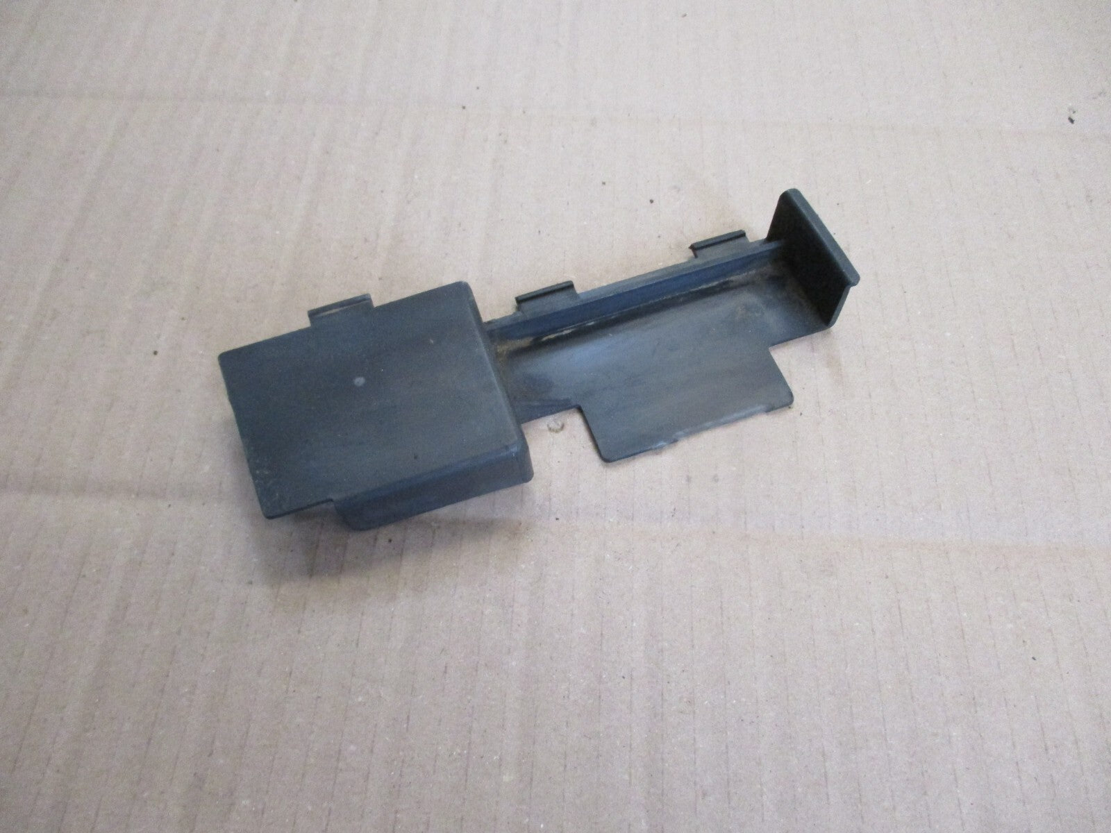 Plateau supérieur de batterie pour Yamaha 125 DTR - DTRE