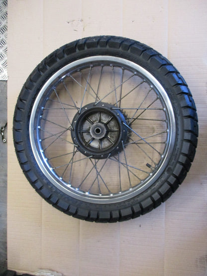 Roue arrière avec pneu très peu roulé pour Yamaha 125 DTMX - 2A8