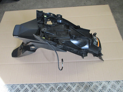 Pare boue arrière + bavette + feu de plaque pour Honda 125 CBF - JC74