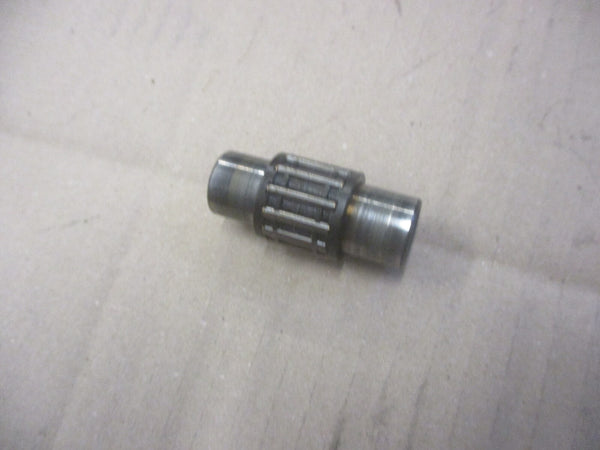 Axe de piston + cage à aiguille pour Kawasaki 125 KMX - MX125B