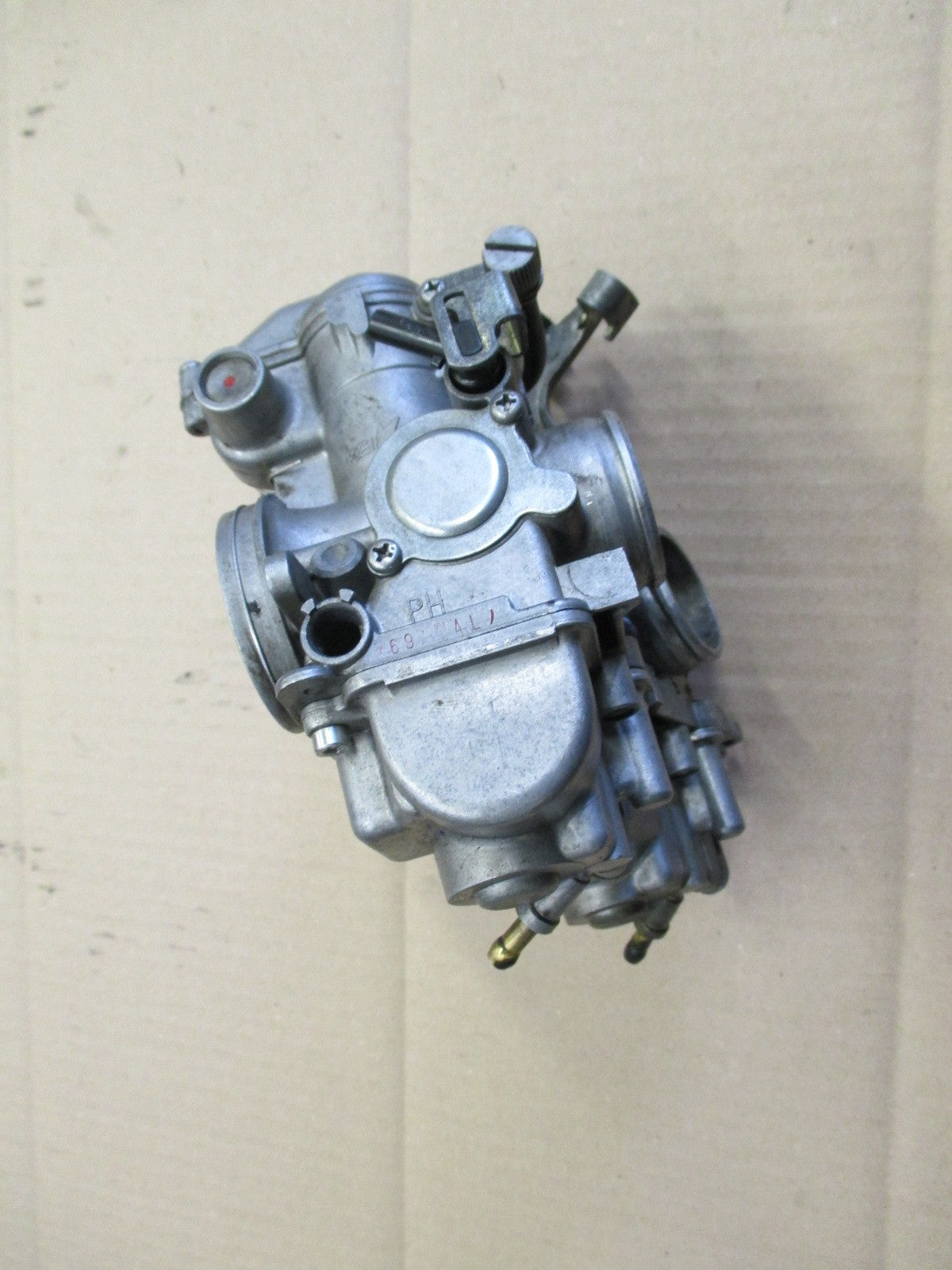 Carburateur pour Honda 600 XLL - XLM - XLLM - PD04