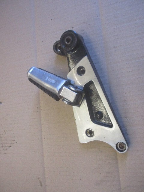 Cale pied arrière gauche pour Yamaha 1200 V-MAX - VMAX - 2EN