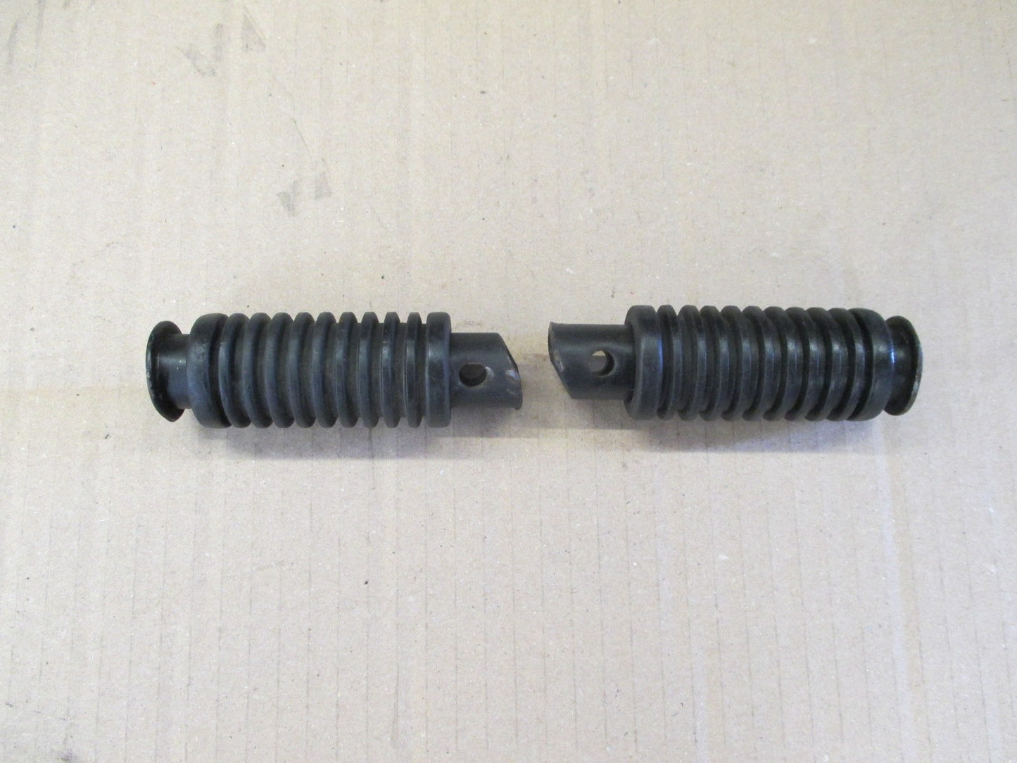 Cales pieds arrière pour Honda 600 XLR - PD03