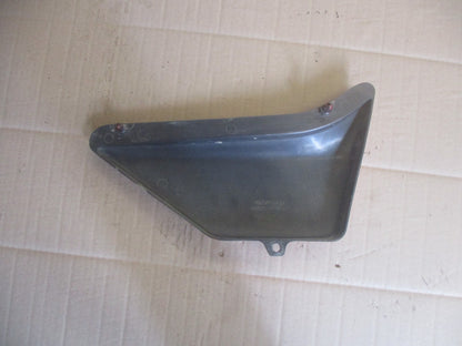 cache latéral gauche pour Honda 125 CLR - City Fly - JD18A
