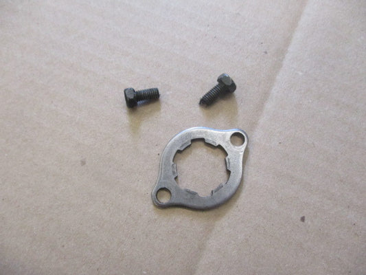Plaquette fixation pignon sortie de boite pour Yamaha 125 TW - DE01 - DE054
