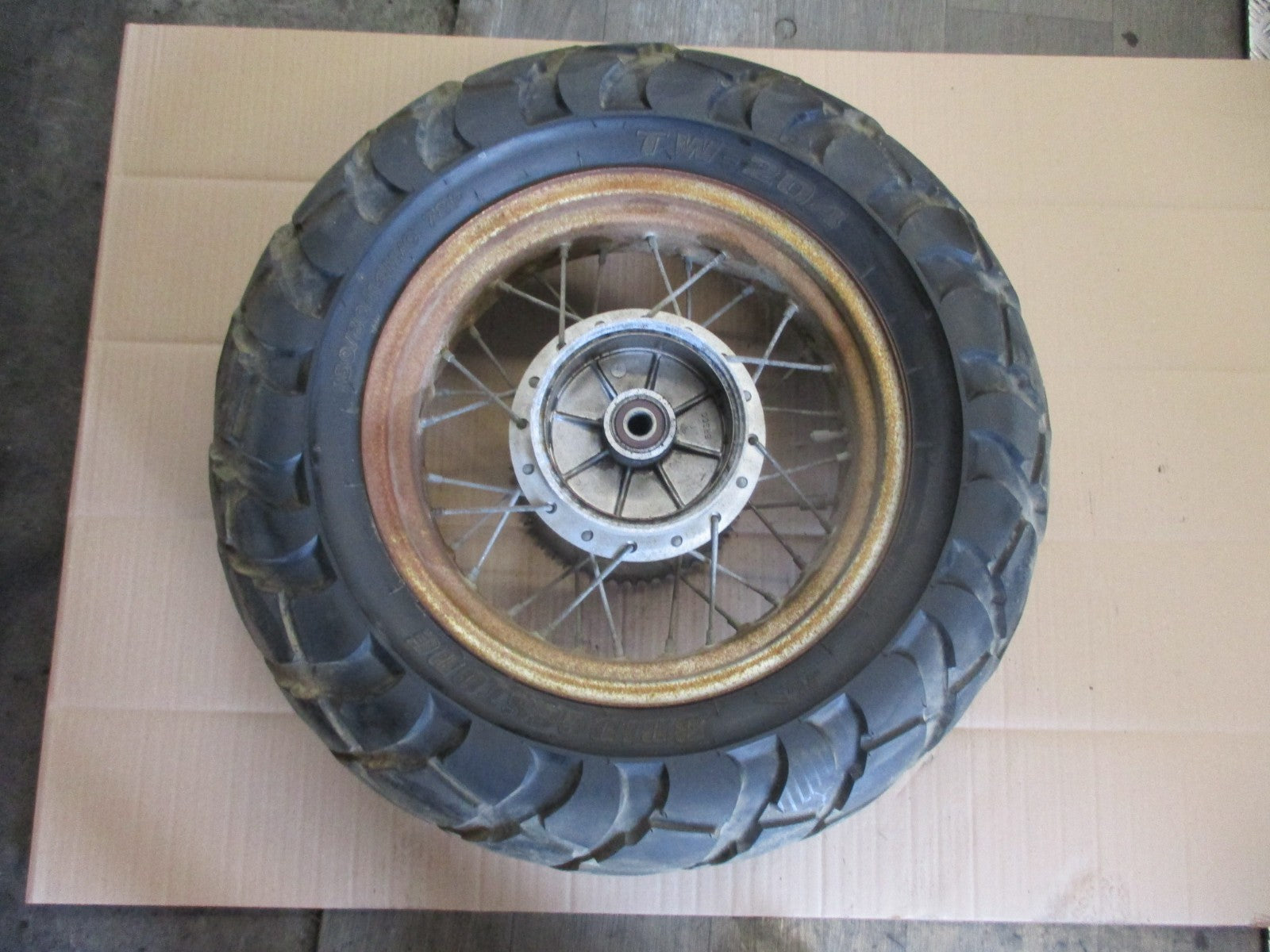 Roue arrière Yamaha 125 TW - DE054 - Phase 2 - Tambour 130 mm