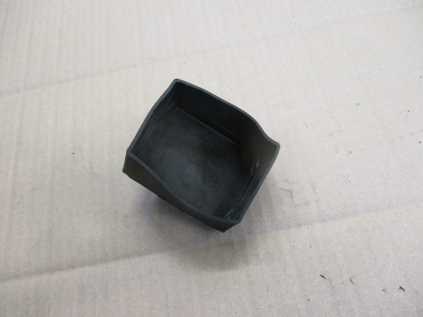 Caoutchouc de connecteur de circuit électrique pour Honda 125 MTX - JD05 - JD07