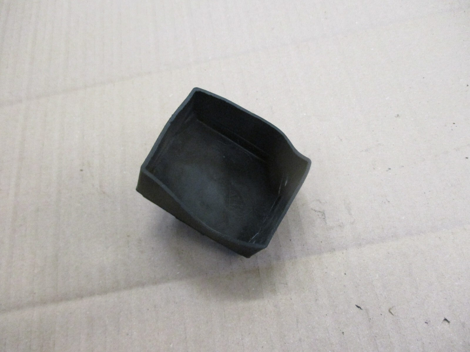 Caoutchouc de connecteur de circuit électrique pour Honda 125 MTX - JD05 - JD07