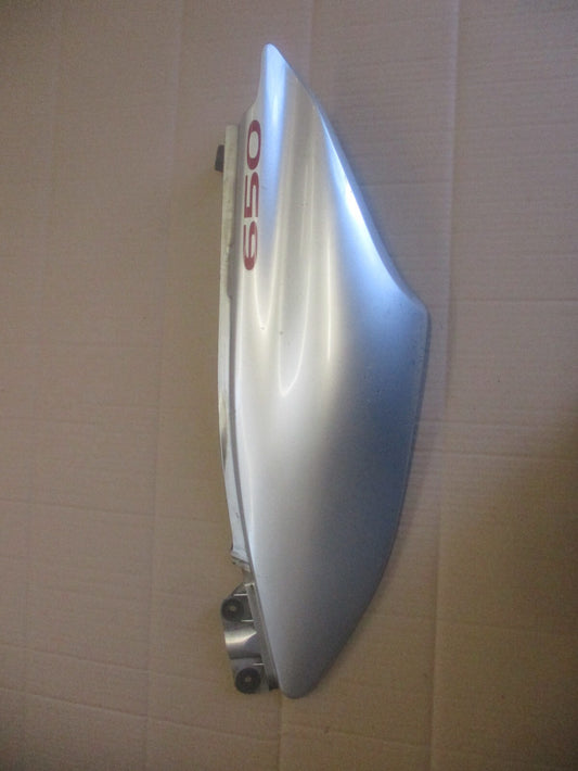 Cache latéral gauche pour Suzuki 650 XF Freewind
