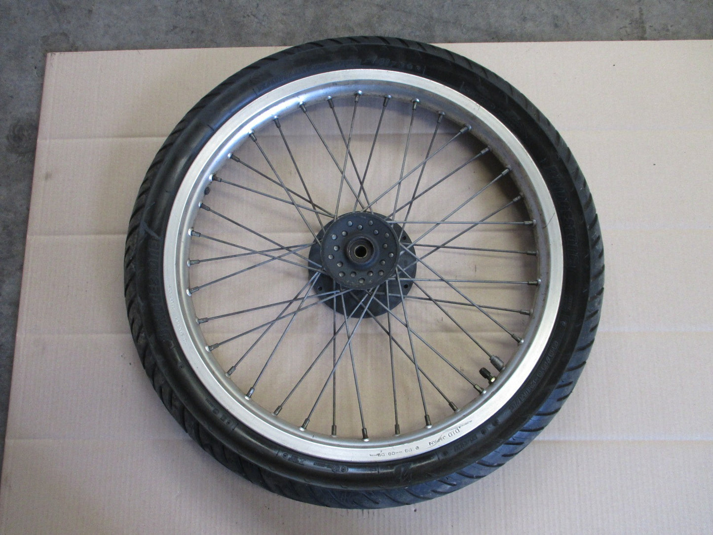 Roue avant 1.85 x 21 avec pneu BRIDGESTONE bon état pour Yamaha 660 XTZ - 3YF