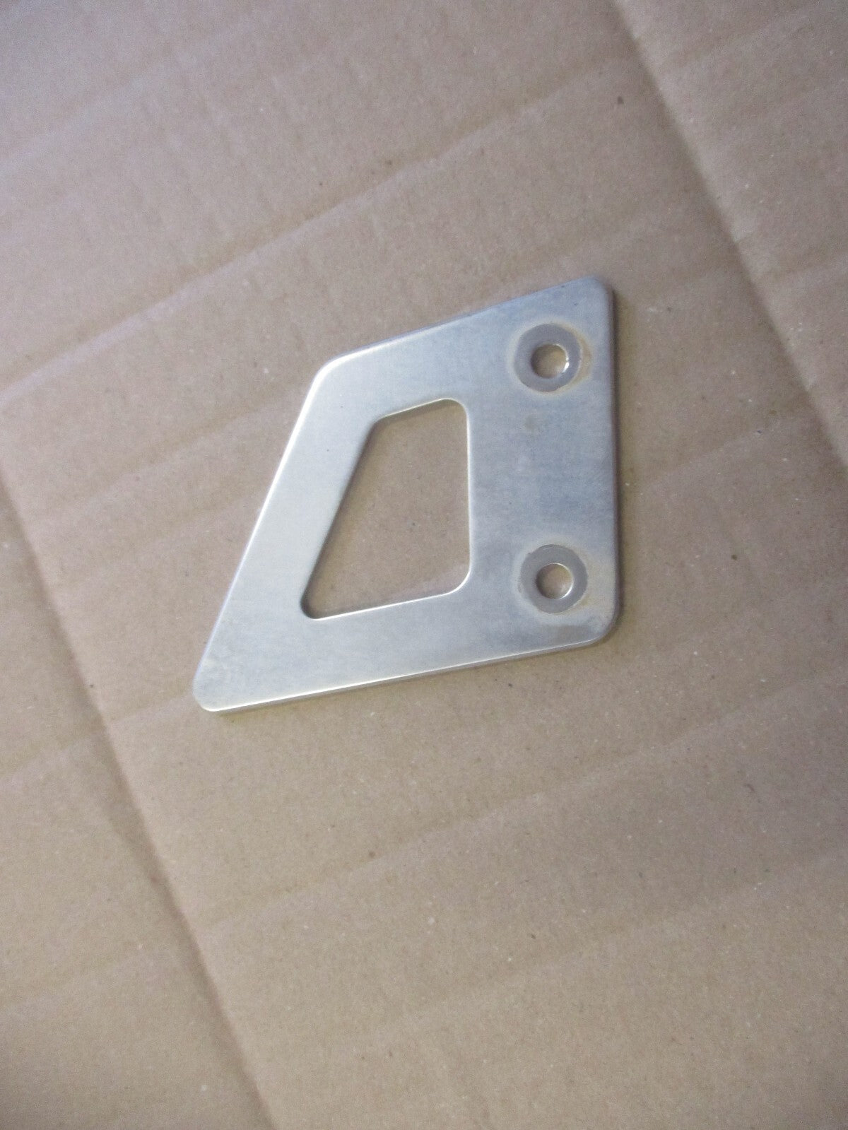 Protège étrier arrière pour Yamaha 125 TDR - 4FU / 5AE