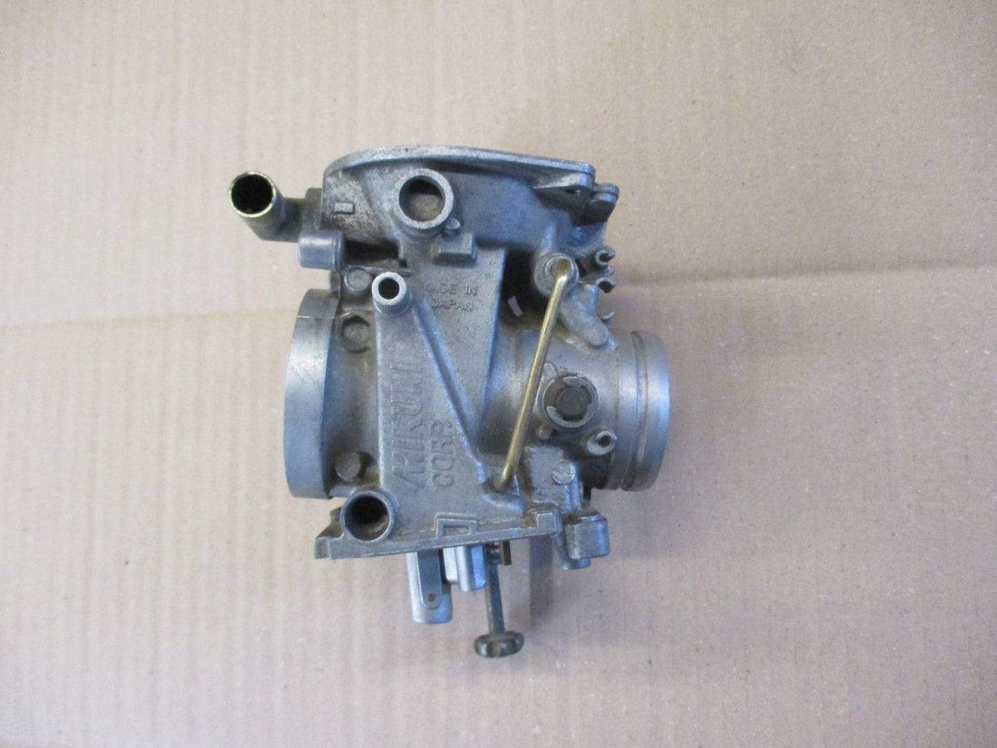 Corps de carburateur  Suzuki 650 DR RS SE - SP42A