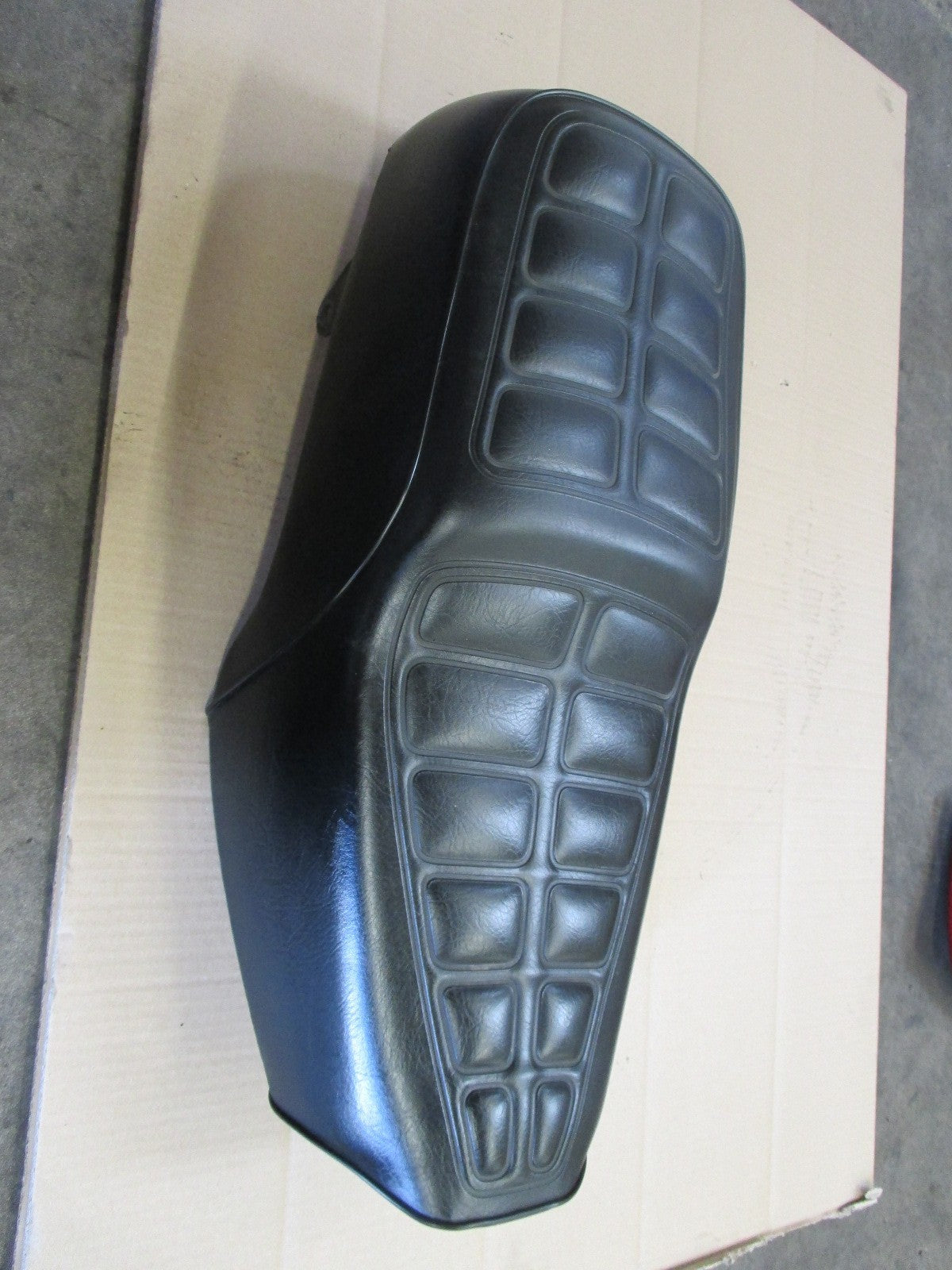 Selle pour Suzuki 125 GN - NF41A