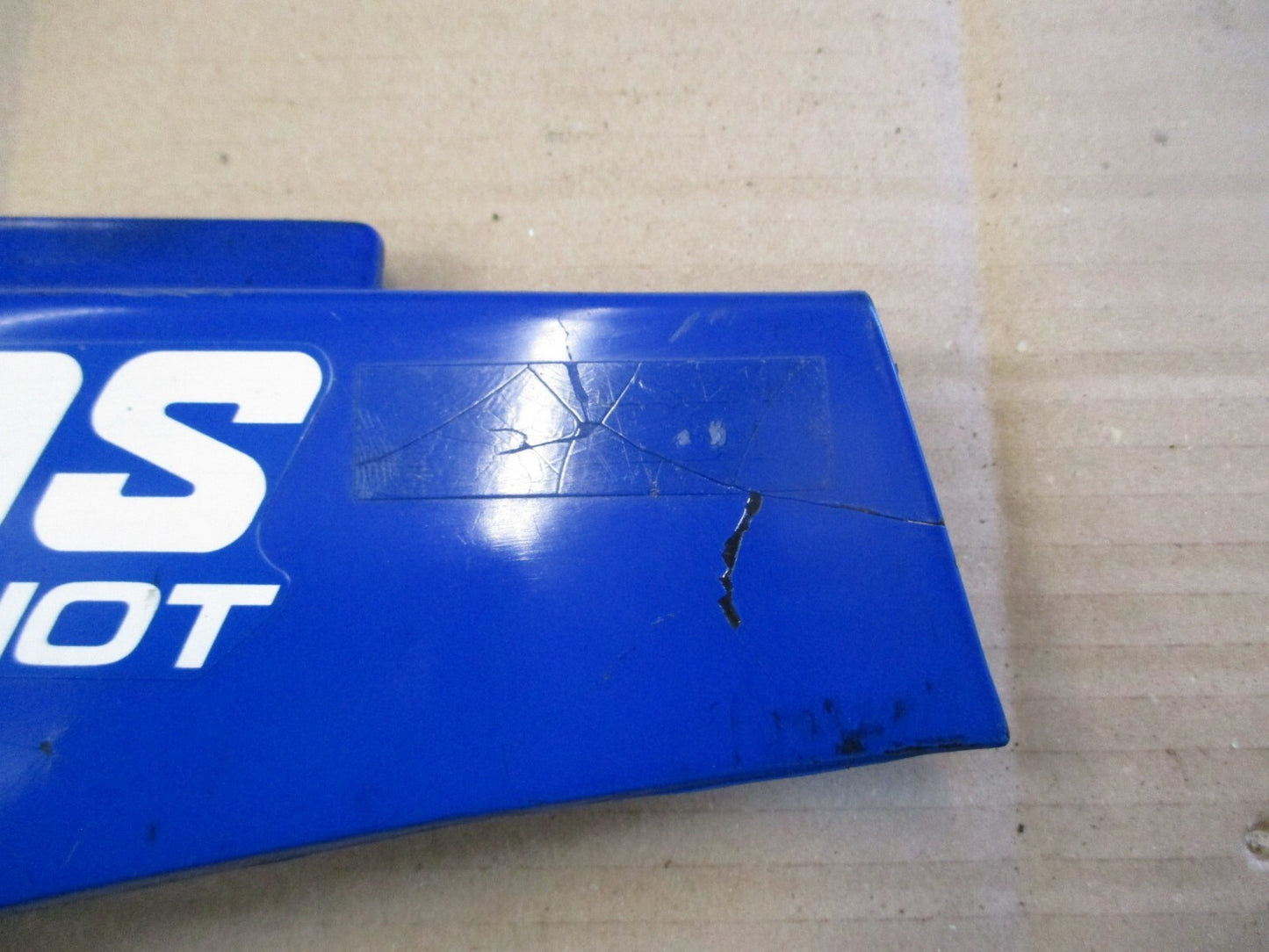 Caches latéraux pour Suzuki 750 DR - 800 DR - SR41 - SR42A