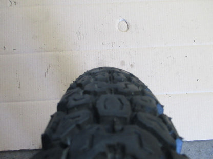 Roue avant avec pneu en bon état pour Suzuki 50 TS - ER21 - 5XAP
