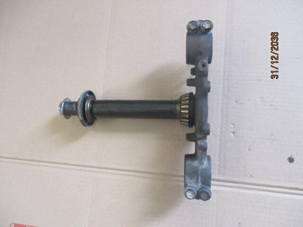 Té de fourche inférieur pour Yamaha 125 DTLC - 34X - 1HR - 57U