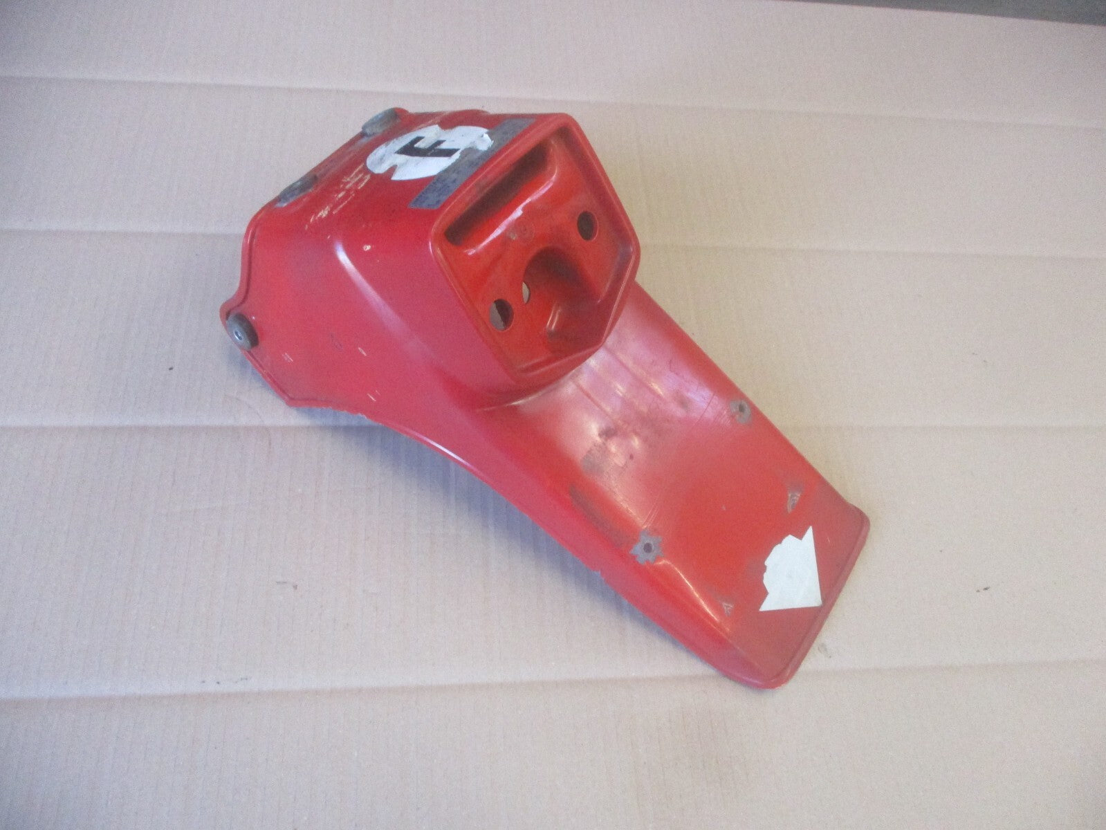 Garde boue arrière pour Honda 125 CBT - CB125T - 125 Twin