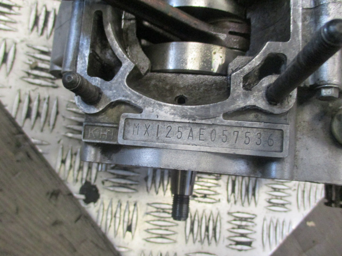 Bas moteur pour Kawasaki 125 KMX - MX125B